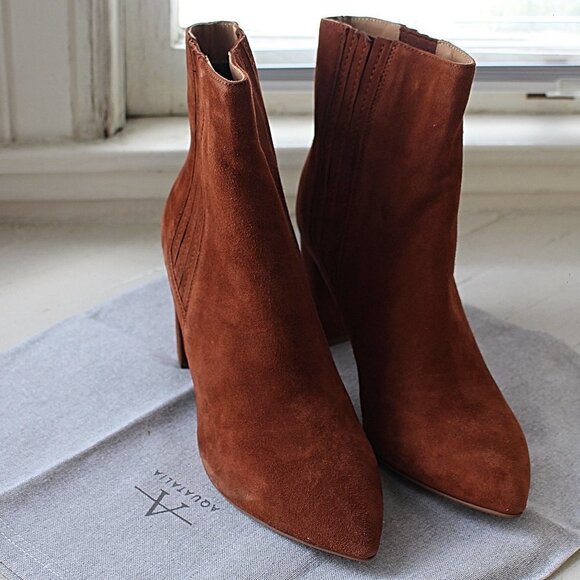 New in Box Aquatalia "Sierra" Water Resistant Suede Ankle Bootie - Ginger - 10 - Picture 2 of 11